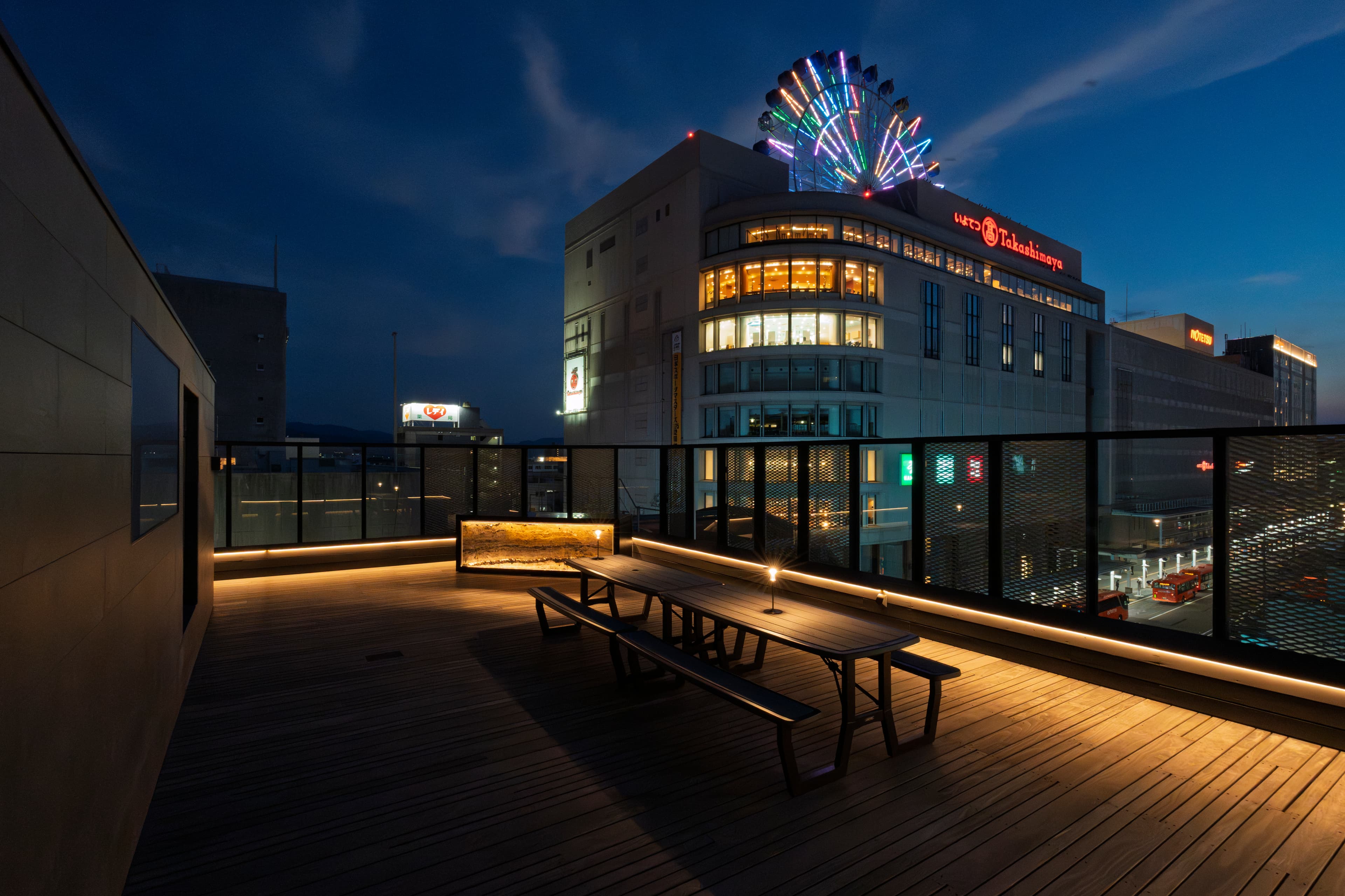 ルーフトップ施設 Commons